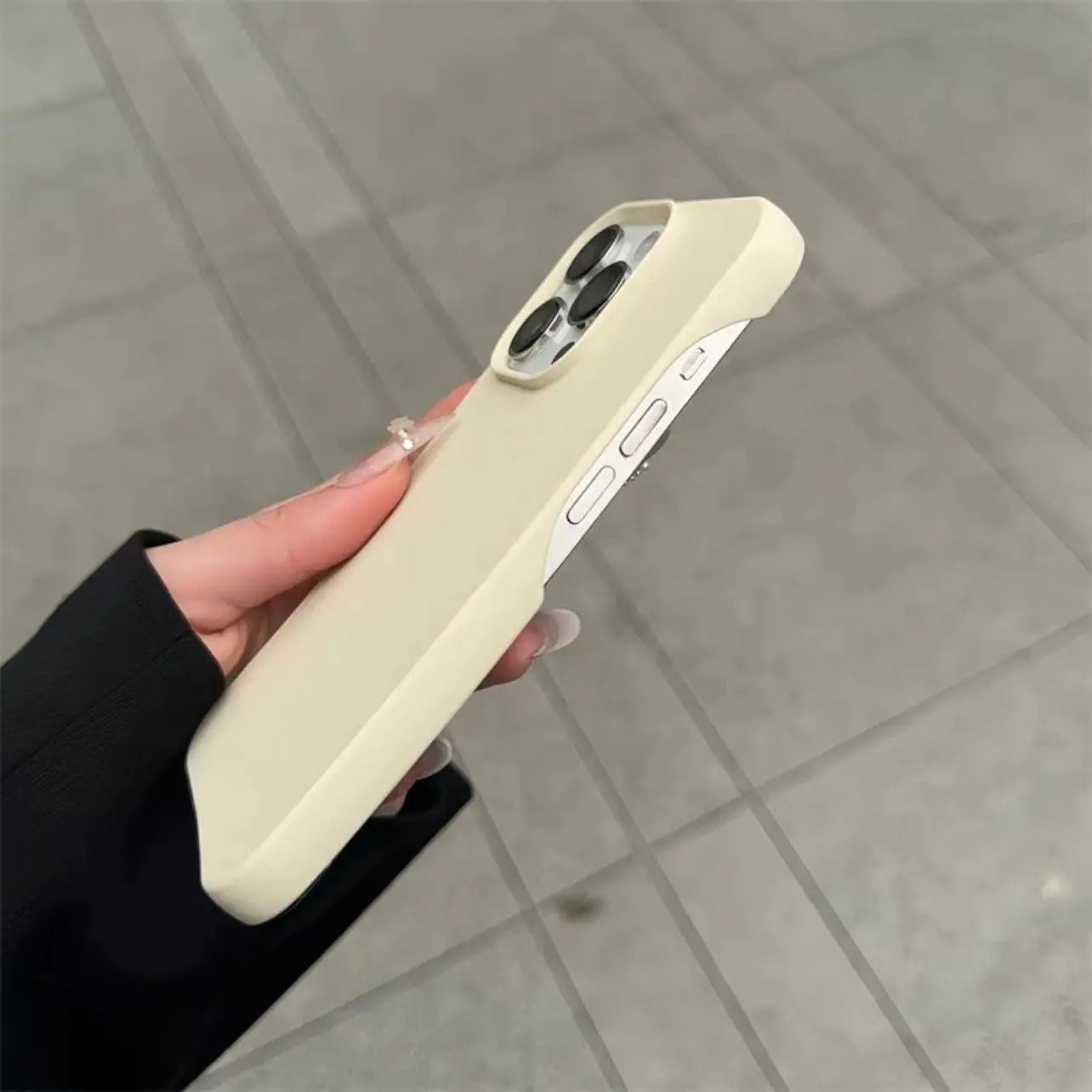 iPhone Case Half-Pack Graphite
